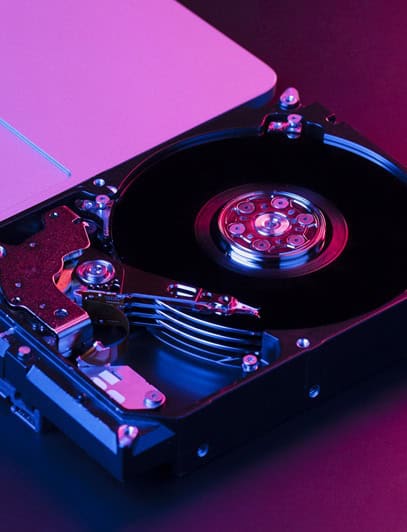 disposition-pour-ordinateur-portable-et-disque-dur-a-angle-eleve (1)